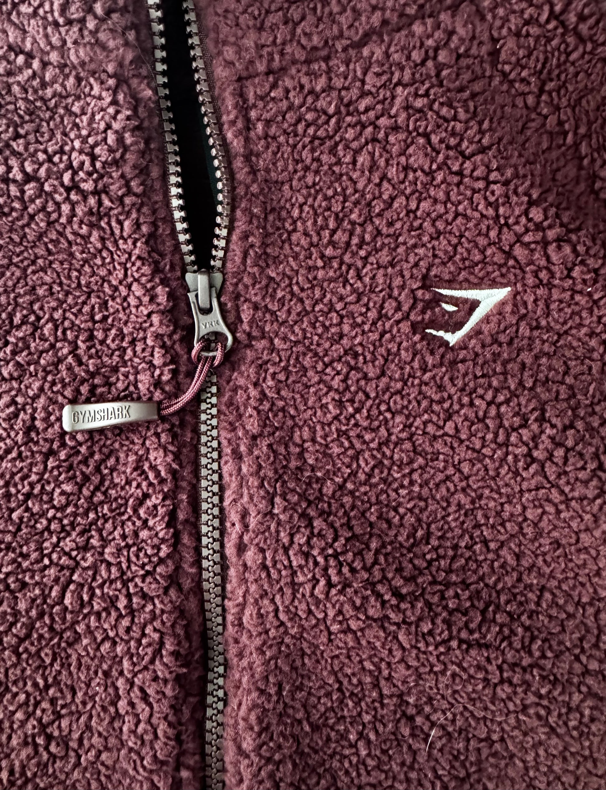 c:rich-maroon-reset-pink-oat-white